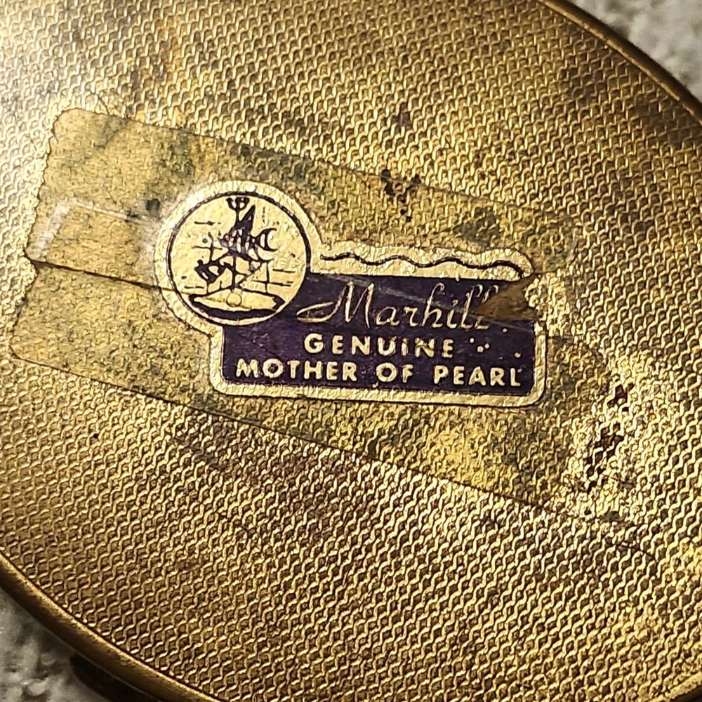 Vintage Marhill Genuine Mother of Pearl Compact - Picture 9 of 9